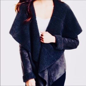 ROMEO AND JULIET BLACK COUTURE VEGEN BLACK JACKET